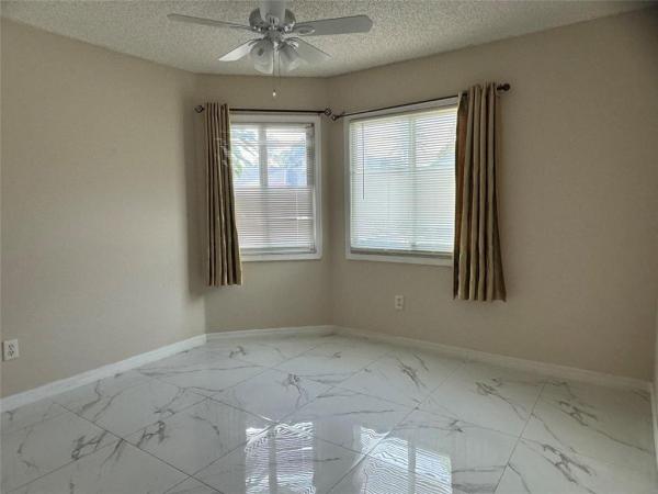 Hunter Glen, 1038 W Jasmine Ln, North Lauderdale, Florida 33068, image 3