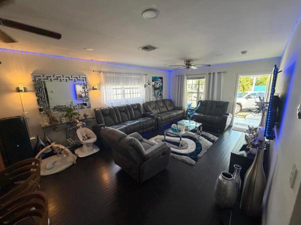 Lake Worth Town, 417 N F St, Lake Worth Beach, Florida 33460, image 1