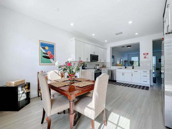 Greenwich At Abacoa, 425 Greenwich Cir #205, Jupiter, Florida 33458, image 1