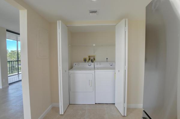 Willow Wood Midrise At Boca Country Club, 6797 Willow Wood Dr #6034, Boca Raton, Florida 33434, image 2