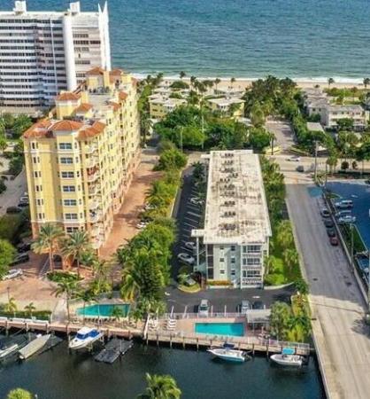 Manor Club, 2020 Terra Mar Dr #205, Pompano Beach, Florida 33062, image 2
