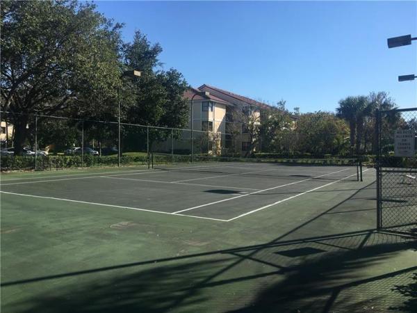 Grand Marquis, 10131 W Sunrise Blvd #206, Plantation, Florida 33322, image 2