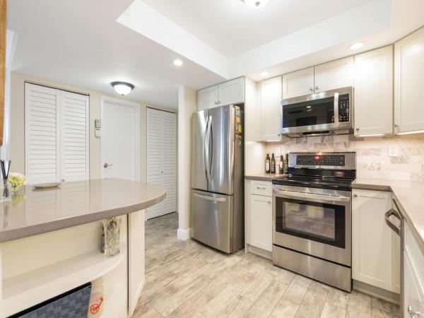 Palmsea, 3520 S Ocean Blvd #H404, South Palm Beach, Florida 33480, image 1