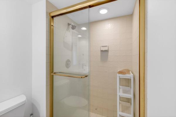 Gleneagles, 7485 Glendevon Ln #1105, Delray Beach, Florida 33446, image 1