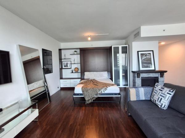 Vizcayne North, 244 Biscayne Blvd #2805, Miami, Florida 33132, image 2