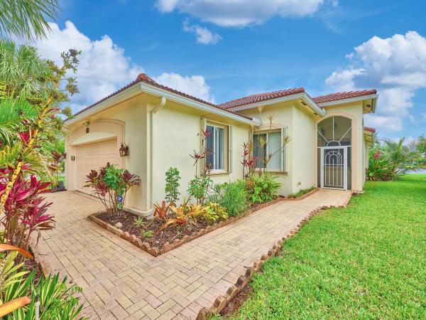 Pelican Cove At Baywinds, 2649 Clipper Cir, West Palm Beach, Florida 33411, image 2