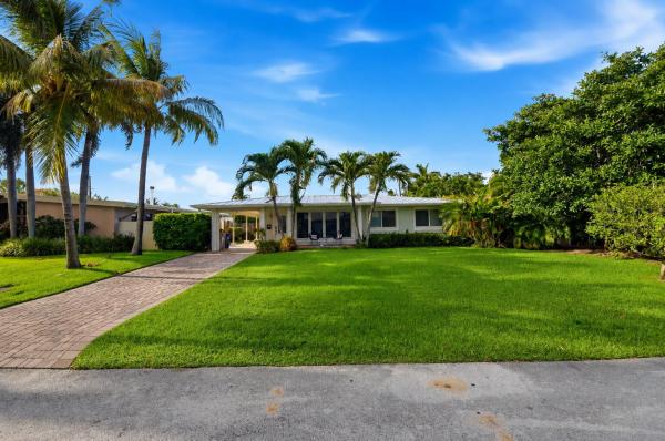 Cypress Point, 2685 SE 6th St, Pompano Beach, Florida 33062, image 3