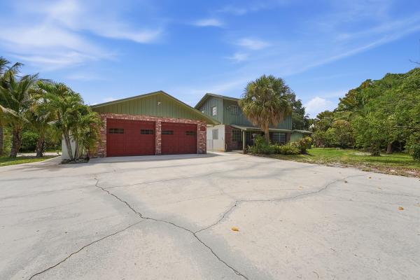 7689 Lawrence Rd, Boynton Beach, Florida 33436, image 2