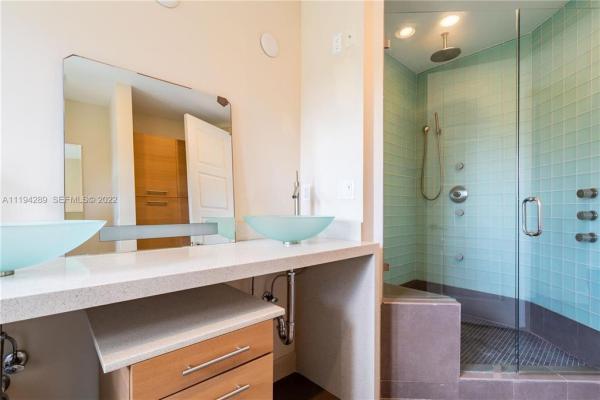 Dolphin Isles, 3121 NE 26th St, Fort Lauderdale, Florida 33305, image 2