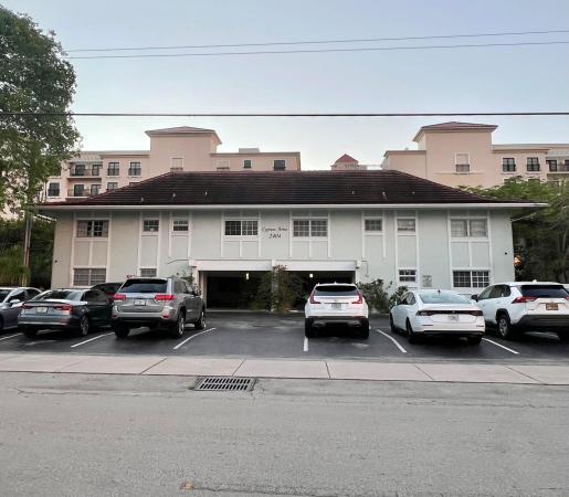 Cypress Arms, 2404 NE 33rd Ave #12, Fort Lauderdale, Florida 33305, image 1
