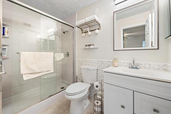Cypress Point, 261 Cypress Point Dr, Palm Beach Gardens, Florida 33418, image 2