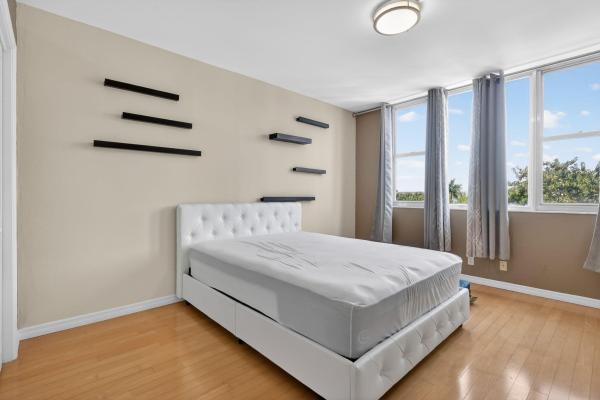 Hillcrest, 4330 Hillcrest Dr #302, Hollywood, Florida 33021, image 1