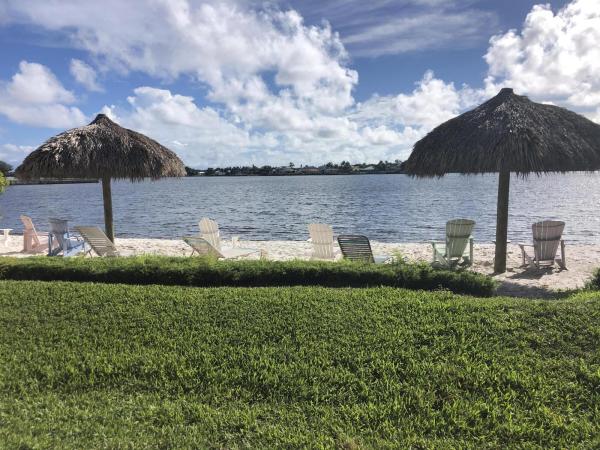 Hypoluxo's Mariner's Cay, 400 Scotia Dr #103, Hypoluxo, Florida 33462, image 1