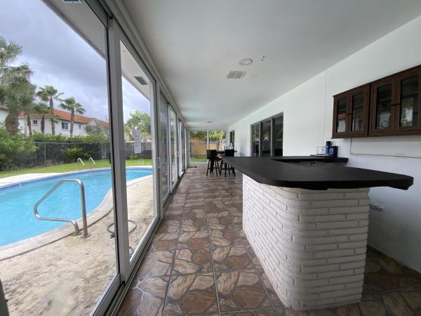 3521 NW 29th St, Lauderdale Lakes, Florida 33311, image 1