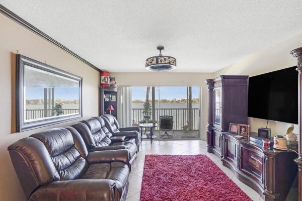 Waterway Club, 100 Waterway Dr S #209, Lantana, Florida 33462, image 2