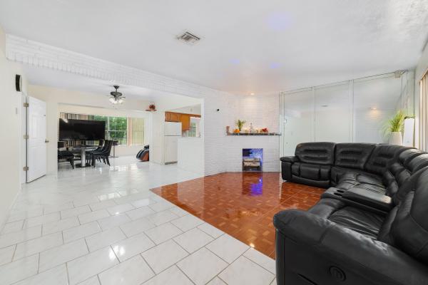 Miramar Tropical, 2210 Everglades Dr, Miramar, Florida 33023, image 1