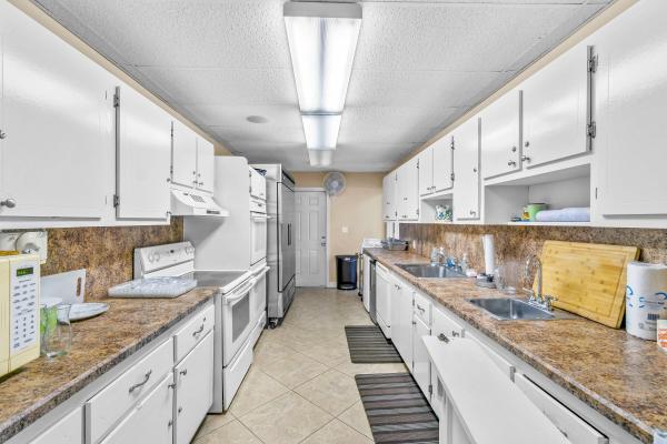 2835 SW 13th St #202, Delray Beach, Florida 33445, image 2