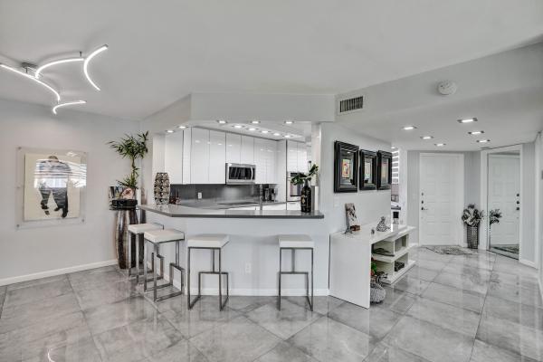 Sunrise Lakes 4, 2603 NW 103rd Ave #401, Sunrise, Florida 33322, image 1