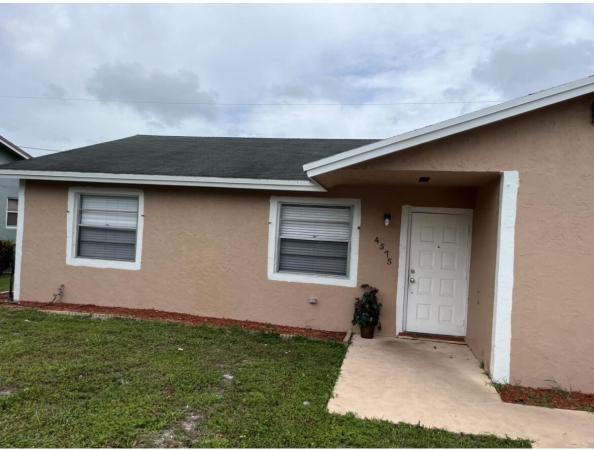 4575 Curtis Ave, Lake Worth, Florida 33463, image 1