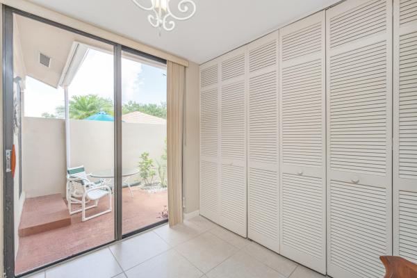 Patio Homes, 135 Old Meadow Way, Palm Beach Gardens, Florida 33418, image 2