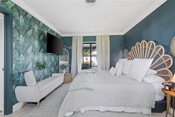 Imperial Point, 2157 NE 61st Ct, Fort Lauderdale, Florida 33308, image 3