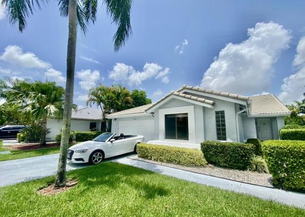 Laguna At Mission Bay, 10533 Mendocino Ln, Boca Raton, Florida 33428, image 3