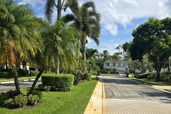 Brindlewood At Binks Forest, 15181 Oak Chase Ct, Wellington, Florida 33414, image 1