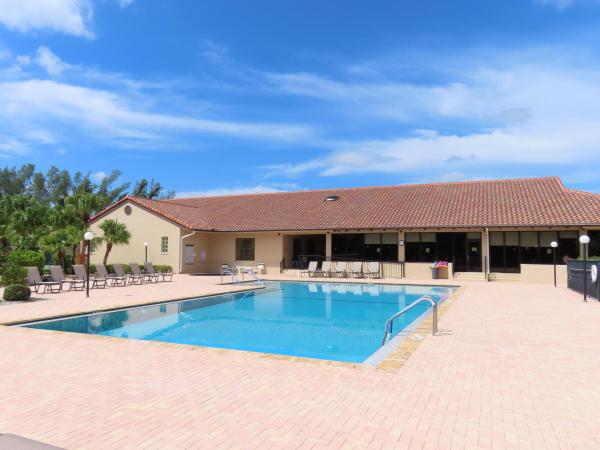 The Shores At Aberdeen, 5878 Parkwalk Cir W, Boynton Beach, Florida 33472, image 1