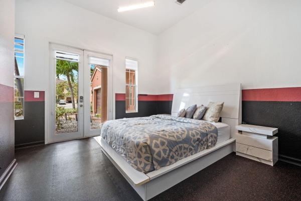 Terracina, 658 Cresta Cir, West Palm Beach, Florida 33413, image 3