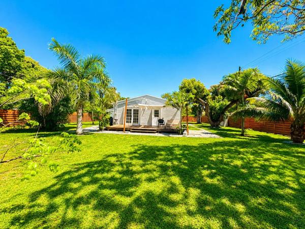 Croissant Park, 412 SW 16th Ct, Fort Lauderdale, Florida 33315, image 3