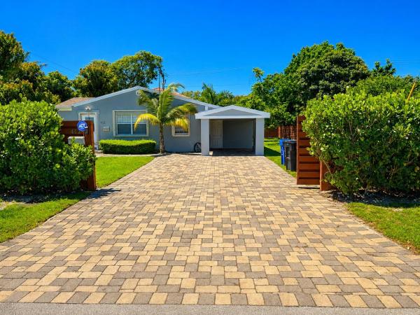 Croissant Park, 412 SW 16th Ct, Fort Lauderdale, Florida 33315, image 1