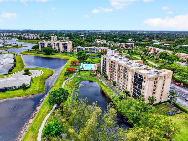 Huntington Lakes 2, 6866 Huntington Ln #602, Delray Beach, Florida 33446, image 1