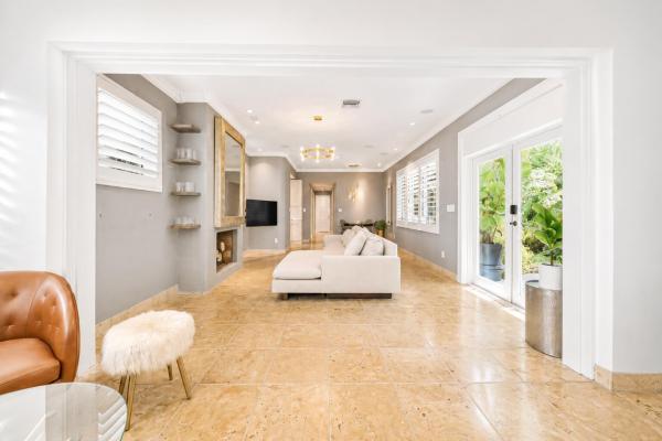 Colee Hammock, 1523 SE 2nd Ct, Fort Lauderdale, Florida 33301, image 2