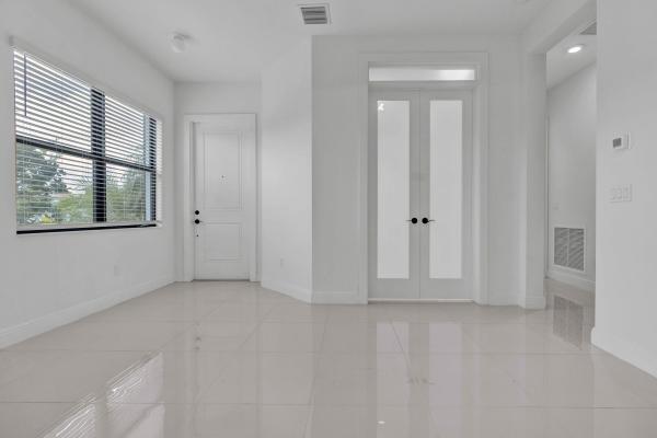 5501 Santa Rosa Ln, Westlake, Florida 33470, image 2