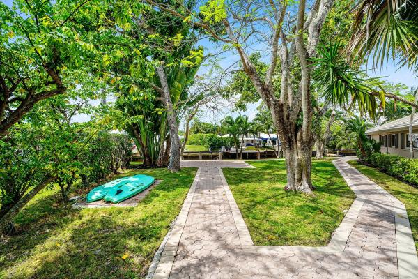 Camino Gardens, 770 Peachtree Ln, Boca Raton, Florida 33486, image 1