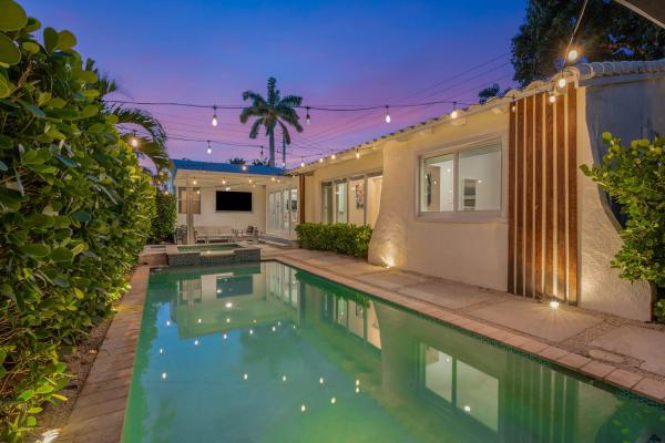 Central Park, 648 NE 17th Ave, Fort Lauderdale, Florida 33304, image 3