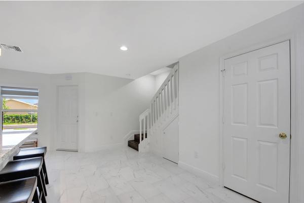 3868 Patio Ct #5, Palm Springs, Florida 33461, image 1