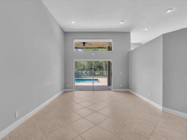 Glenoaks, 10434 NW 6th Ct, Coral Springs, Florida 33071, image 2