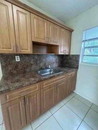 Dorsey Park, 633 NW 15th Ter #1, Fort Lauderdale, Florida 33311, image 1