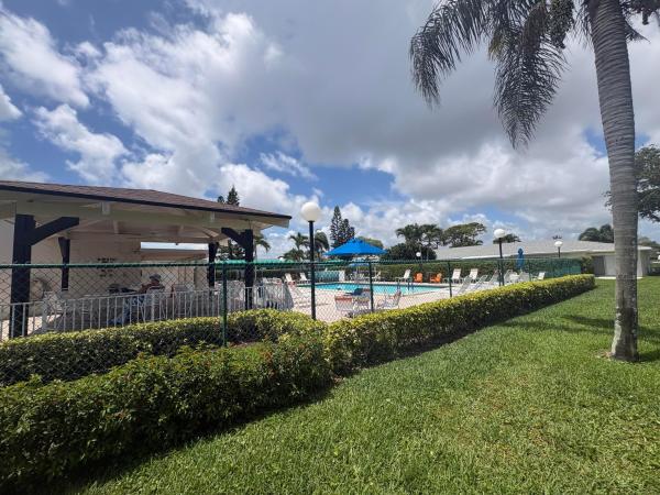 1020 Silk Oak Ter #104, Delray Beach, Florida 33445, image 2