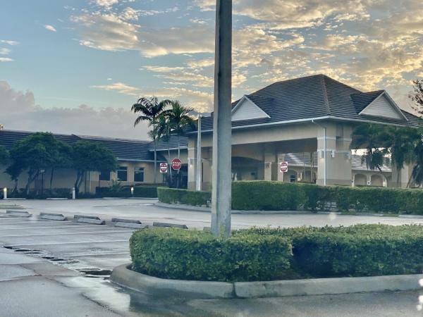 Plaza Court At The Fountains Country Club, 4501 Fountains Dr #106, Lake Worth, Florida 33467, image 2