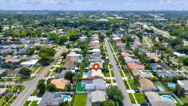 University Park Country Club Estates, 7 Tam O Shanter Ln, Boca Raton, Florida 33431, image 2