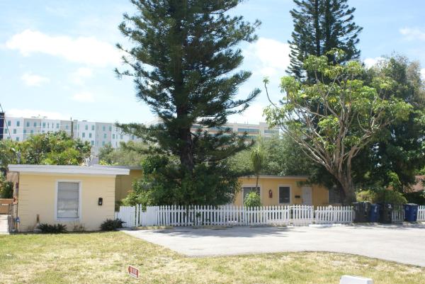 Hallandale Park, 224 SE 9th Ct #1-4, Hallandale Beach, Florida 33009, image 1