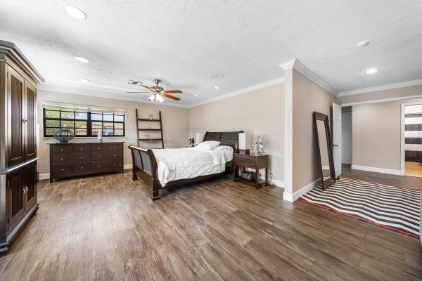 1560 W 17th St, Riviera Beach, Florida 33404, image 2