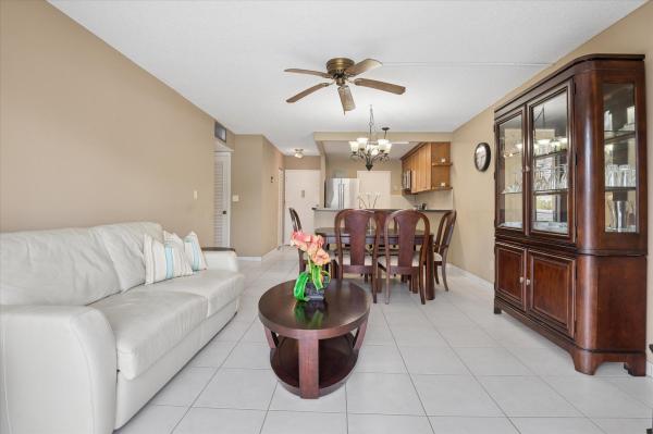 Bayshore Embassy, 550 Bayshore Dr #314, Fort Lauderdale, Florida 33304, image 2