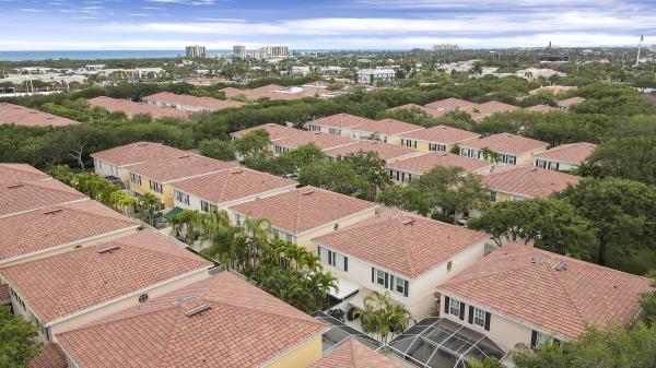 Tequesta Oaks, 23 Live Oak Cir, Tequesta, Florida 33469, image 3