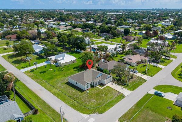 1561 SE Portillo Rd, Port St. Lucie, Florida 34952, image 2