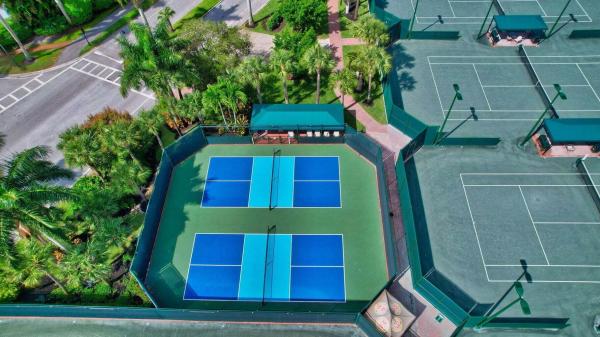 St Andrews Country Club, 17661 Scarsdale Way, Boca Raton, Florida 33496, image 2