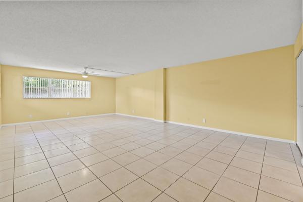 Nova Gardens, 7020 Nova Dr #207D, Davie, Florida 33317, image 1