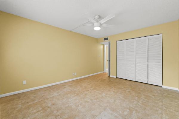 Nova Gardens, 7020 Nova Dr #207D, Davie, Florida 33317, image 2